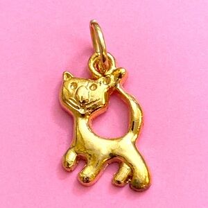 5/$10❤️❤️❤️NEW ROSE GOLD TONE ALLOY CAT CHARM PENDANT